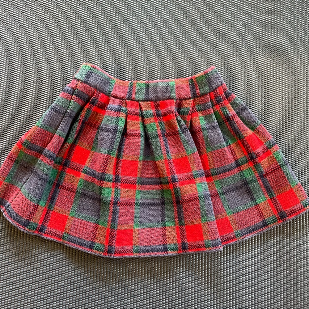 Plaid knit kids skirt EUC (4T)